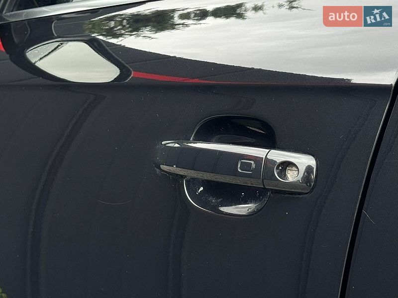 Седан Audi A4 2013 в Луцьку