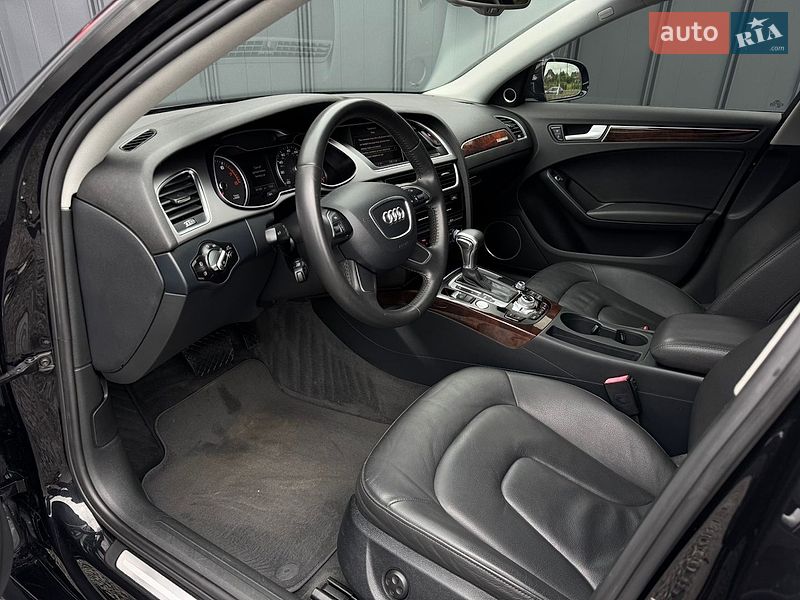 Седан Audi A4 2013 в Луцьку