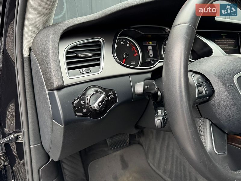 Седан Audi A4 2013 в Луцьку