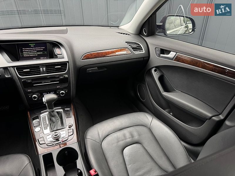 Седан Audi A4 2013 в Луцьку
