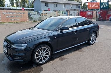Audi A4  2015