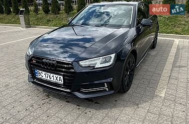 Audi A4  2017