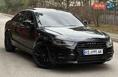 Audi A4  2013