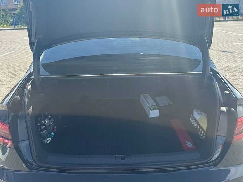 Седан Audi A4 2016 в Нововолинську фото 11 Седан Audi A4 2016 в Нововолинську
