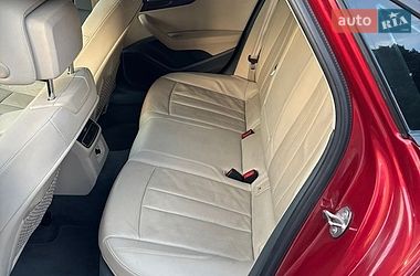 Седан Audi A4 2017 в Львове