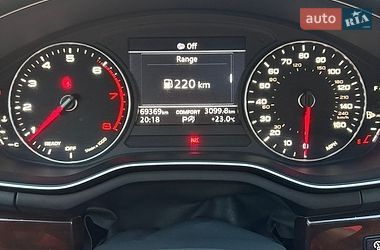 Седан Audi A4 2017 в Львове