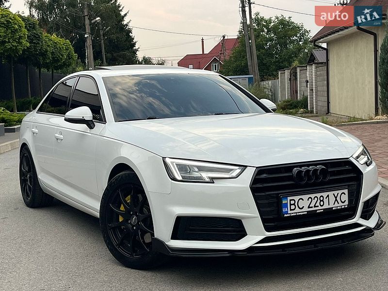 Седан Audi A4 2016 в Чернігові