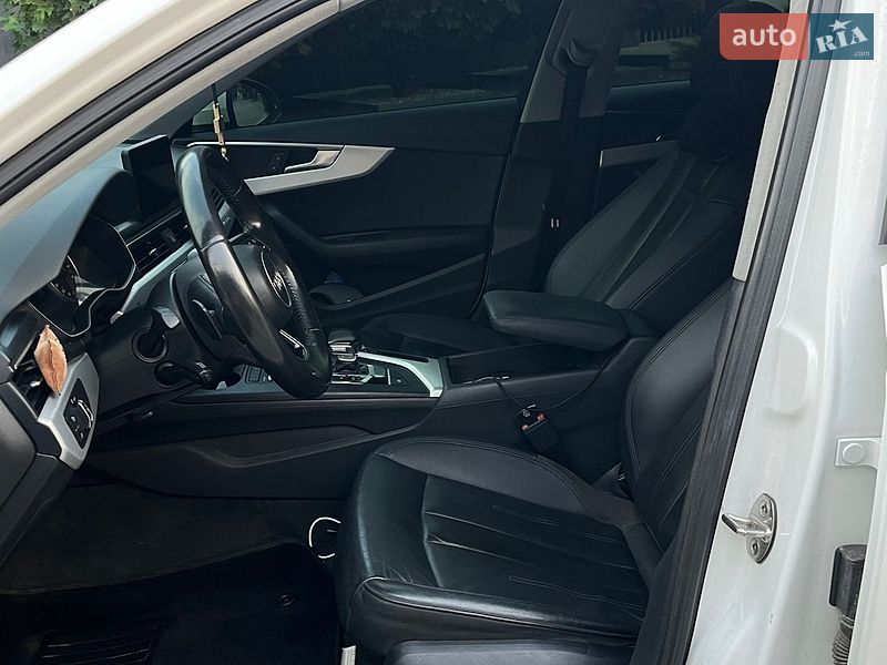 Седан Audi A4 2016 в Чернігові