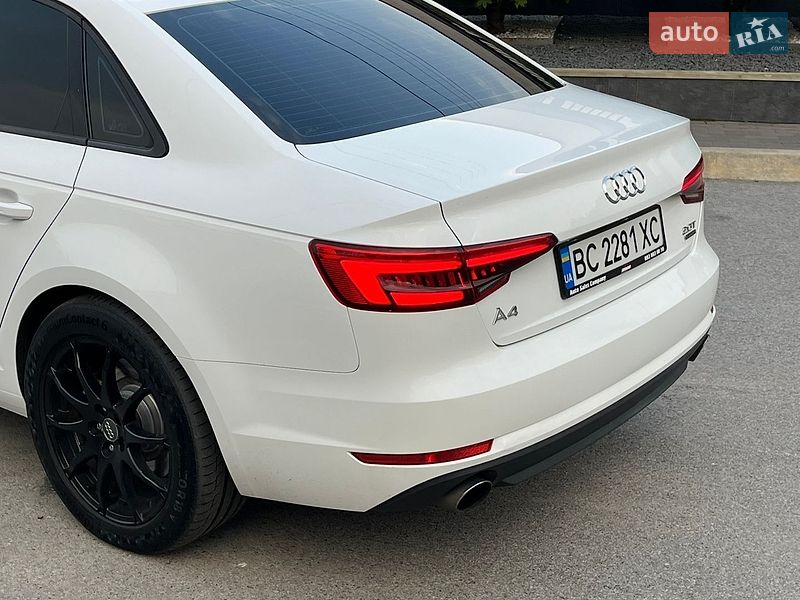 Седан Audi A4 2016 в Чернігові