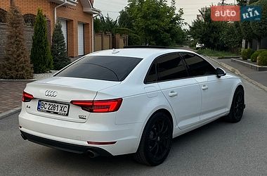 Седан Audi A4 2016 в Чернігові
