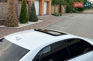 Седан Audi A4 2016 в Чернігові