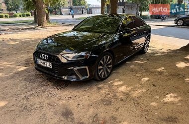 Audi A4 2023