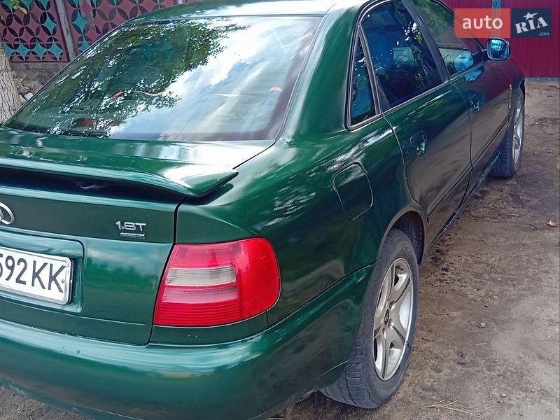 Седан Audi A4 1997 в Захарьевке фото 4 Седан Audi A4 1997 в Захарьевке