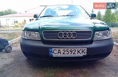 Седан Audi A4 1997 в Захарьевке фото 5 Седан Audi A4 1997 в Захарьевке