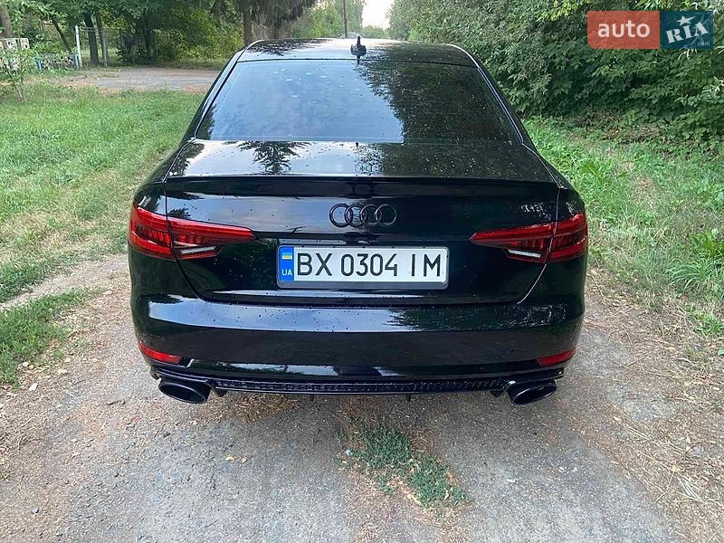 Седан Audi A4 2016 в Хмельницькому