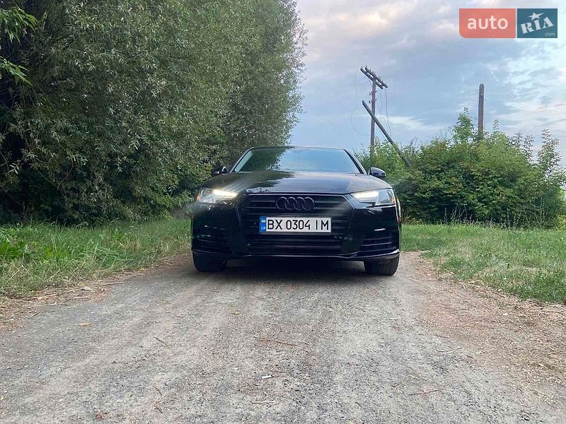 Седан Audi A4 2016 в Хмельницькому