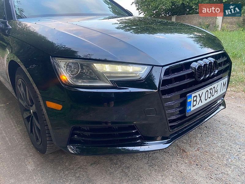 Седан Audi A4 2016 в Хмельницькому