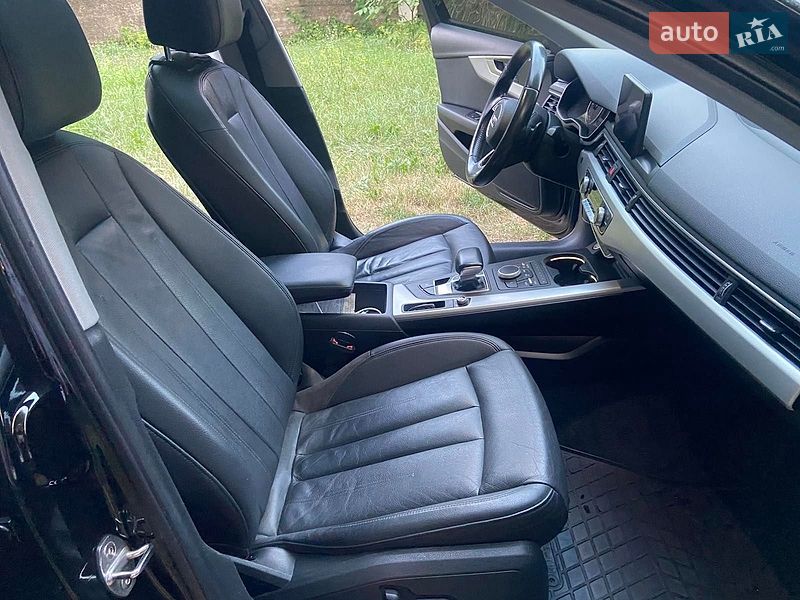 Седан Audi A4 2016 в Хмельницькому