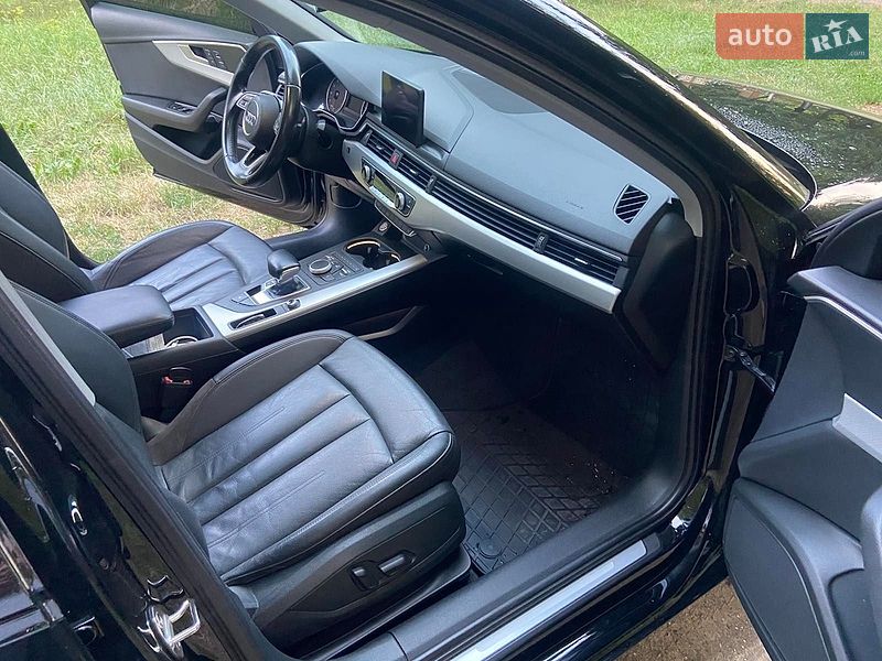 Седан Audi A4 2016 в Хмельницькому