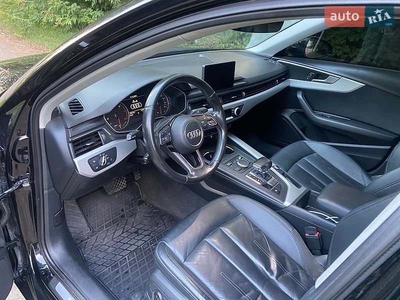 Седан Audi A4 2016 в Хмельницькому