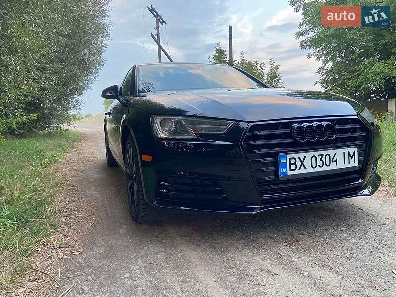 Седан Audi A4 2016 в Хмельницькому