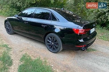 Седан Audi A4 2016 в Хмельницькому
