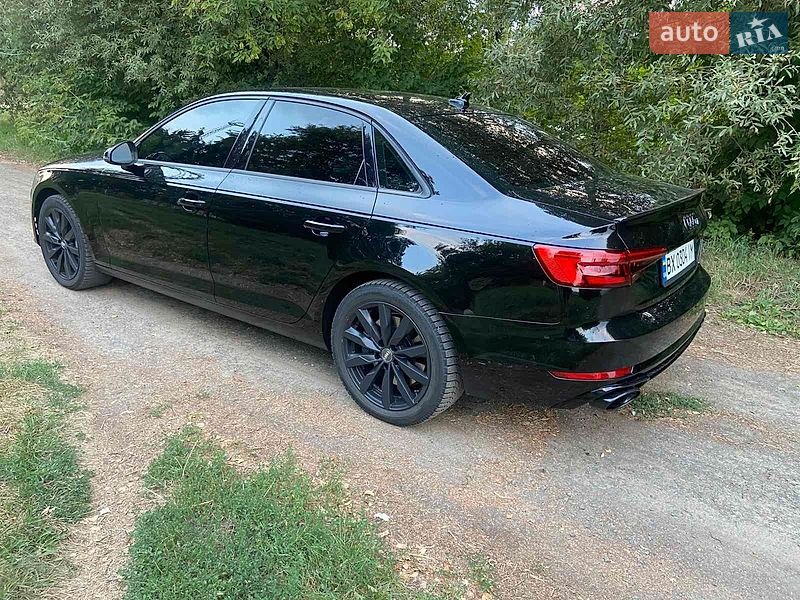 Седан Audi A4 2016 в Хмельницькому