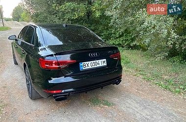 Седан Audi A4 2016 в Хмельницькому