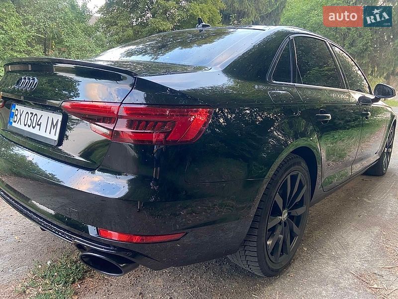 Седан Audi A4 2016 в Хмельницькому