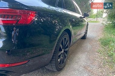 Седан Audi A4 2016 в Хмельницькому