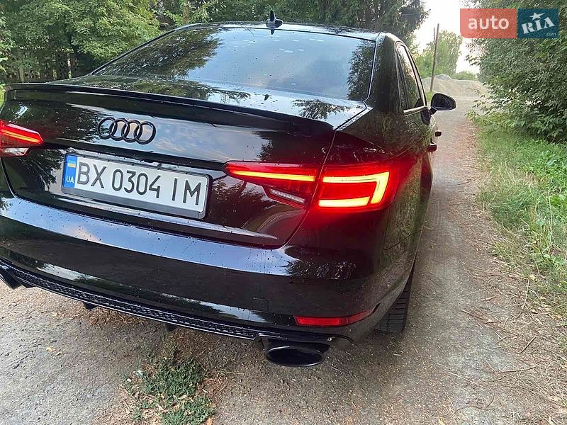 Седан Audi A4 2016 в Хмельницькому