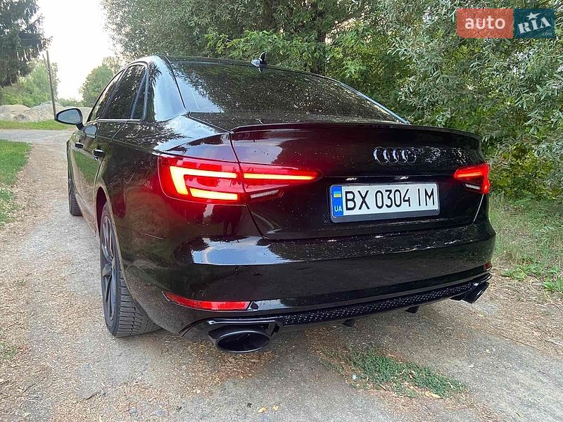 Седан Audi A4 2016 в Хмельницькому