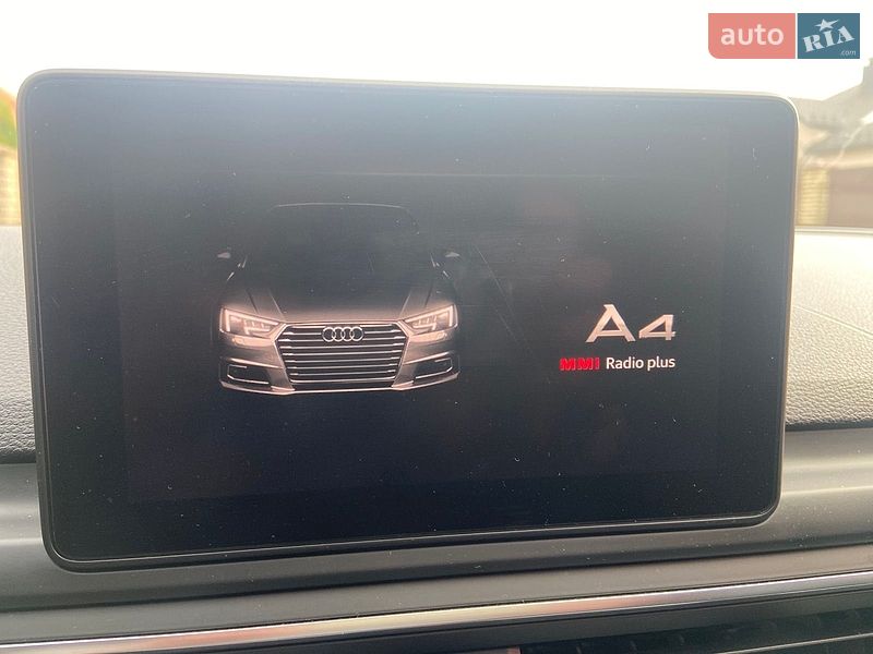 Седан Audi A4 2016 в Хмельницькому