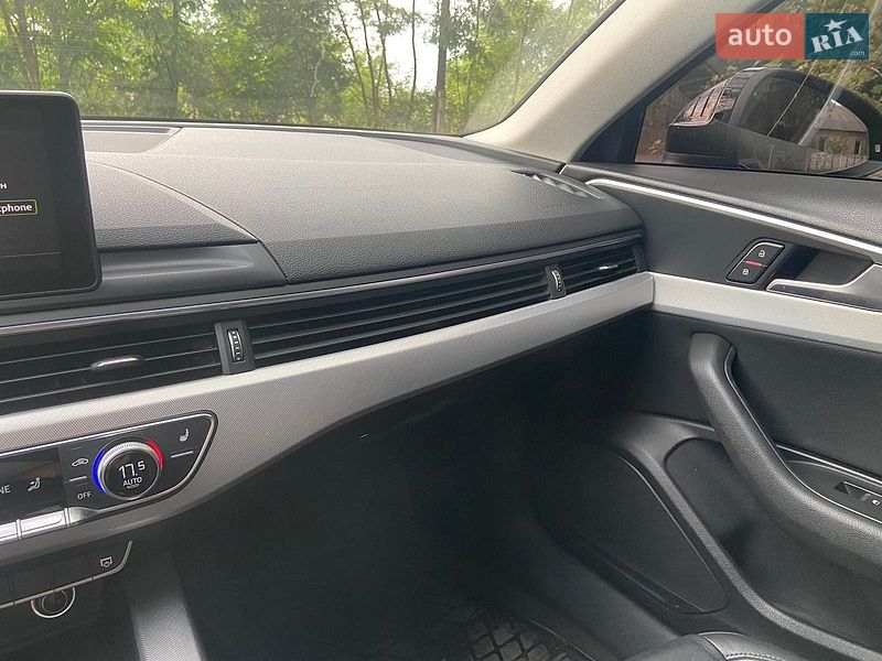 Седан Audi A4 2016 в Хмельницькому