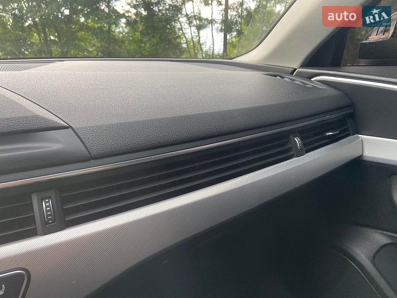 Седан Audi A4 2016 в Хмельницькому