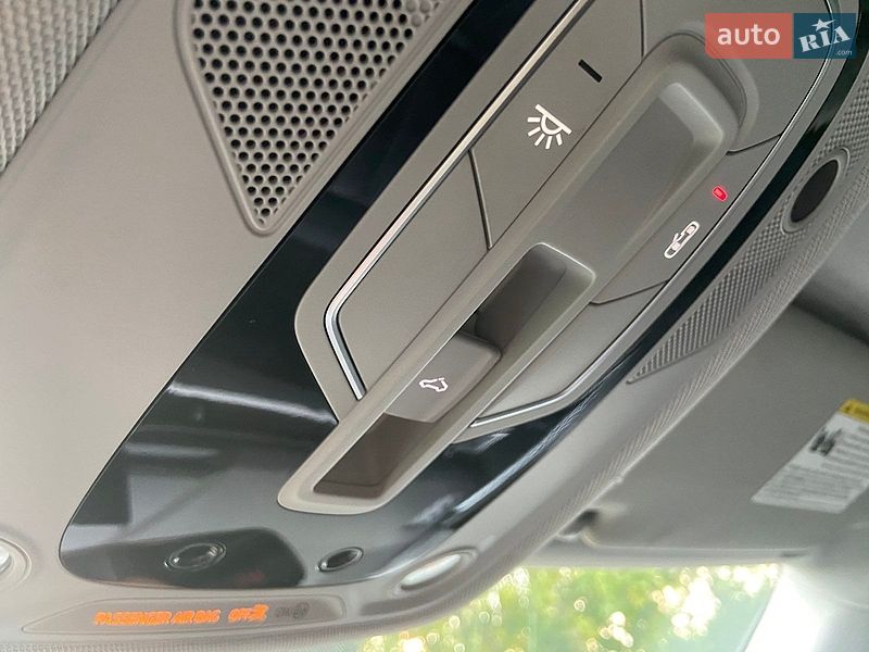 Седан Audi A4 2016 в Хмельницькому