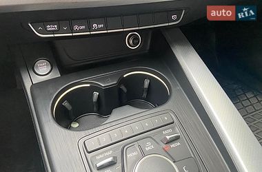 Седан Audi A4 2016 в Хмельницькому