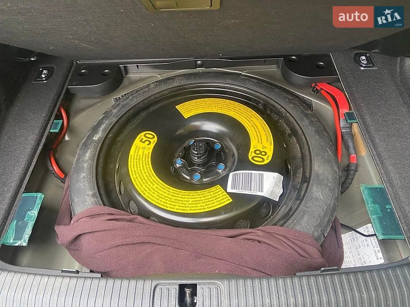 Седан Audi A4 2016 в Хмельницькому
