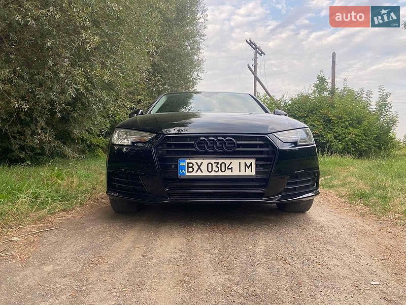 Седан Audi A4 2016 в Хмельницькому