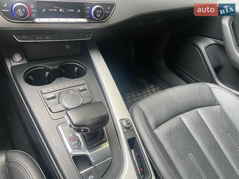 Седан Audi A4 2016 в Хмельницькому