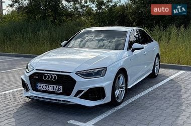 Audi A4  2023