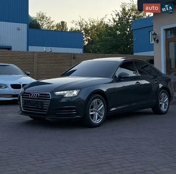 Audi A4 2017
