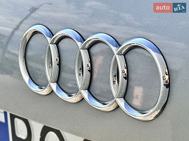 Седан Audi A4 2002 в Дрогобыче