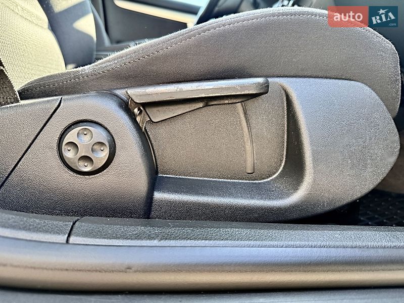 Седан Audi A4 2002 в Дрогобыче