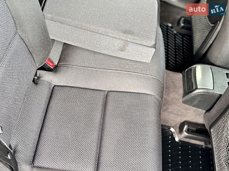 Седан Audi A4 2002 в Дрогобыче