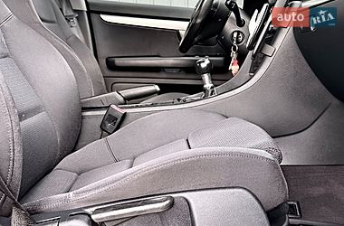 Седан Audi A4 2002 в Дрогобыче