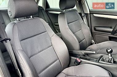 Седан Audi A4 2002 в Дрогобыче
