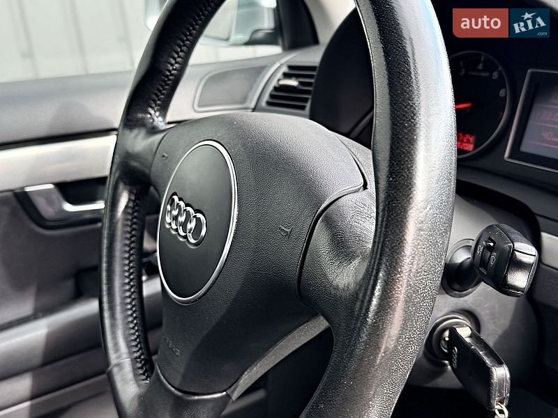 Седан Audi A4 2002 в Дрогобыче