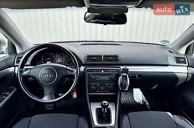 Седан Audi A4 2002 в Дрогобыче