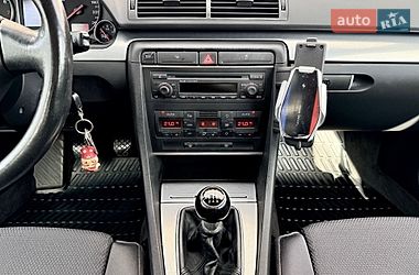 Седан Audi A4 2002 в Дрогобыче